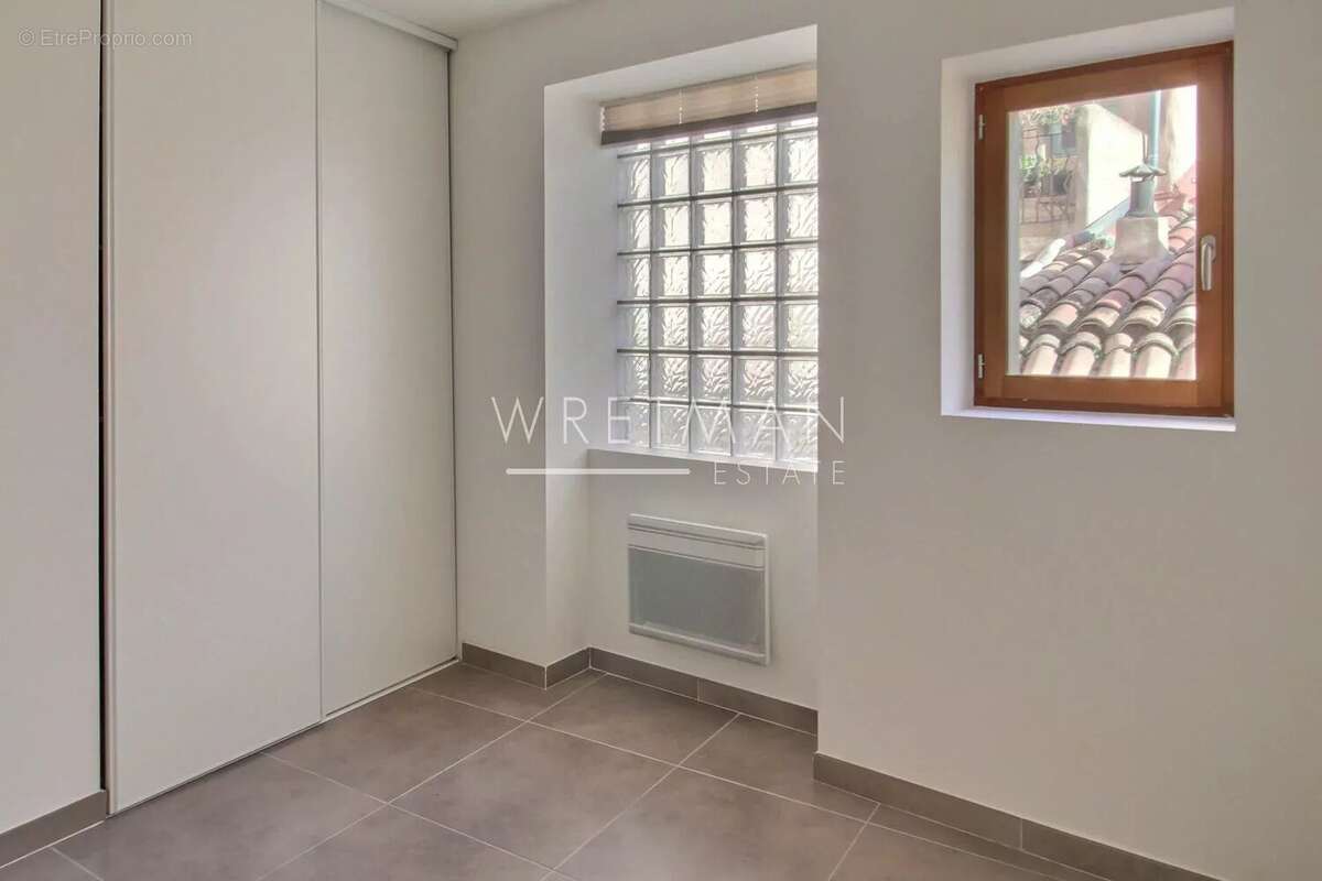 Appartement à FAYENCE