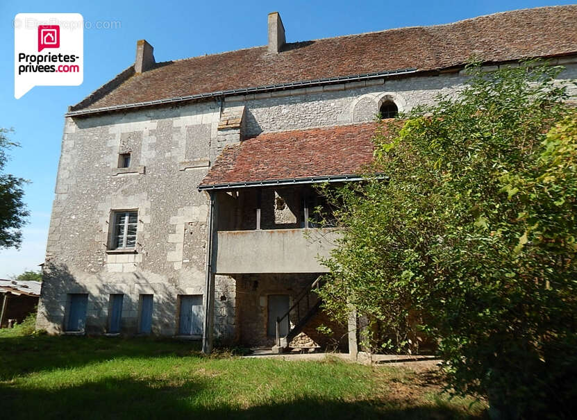 Maison à REIGNAC-SUR-INDRE