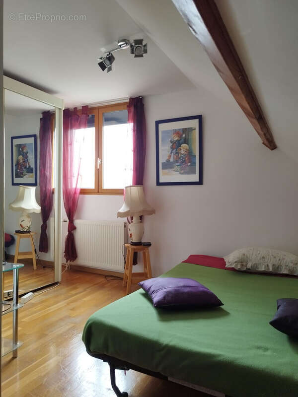 Maison à SAINT-GERVAIS-EN-VALLIERE