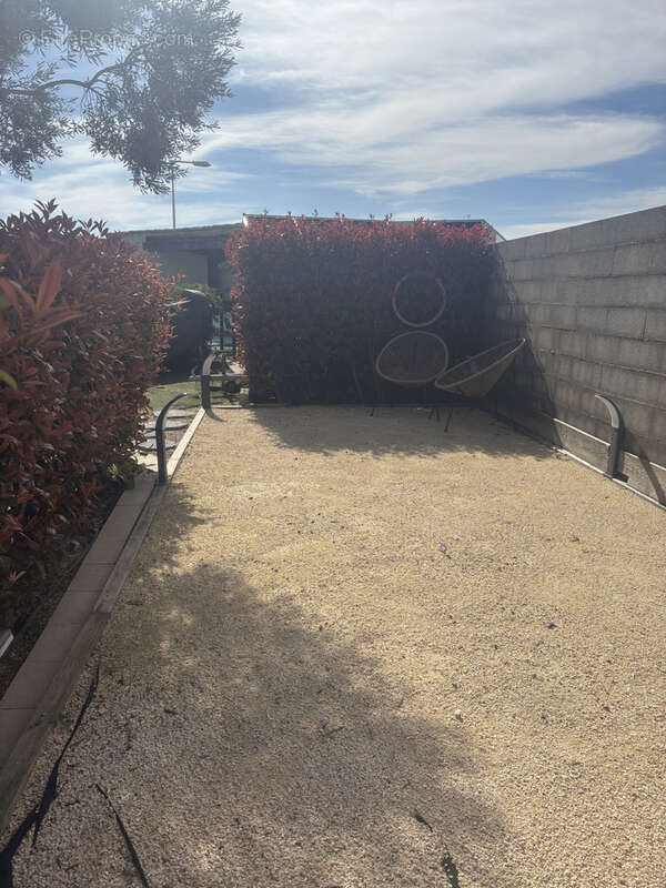 Maison à BELLEGARDE