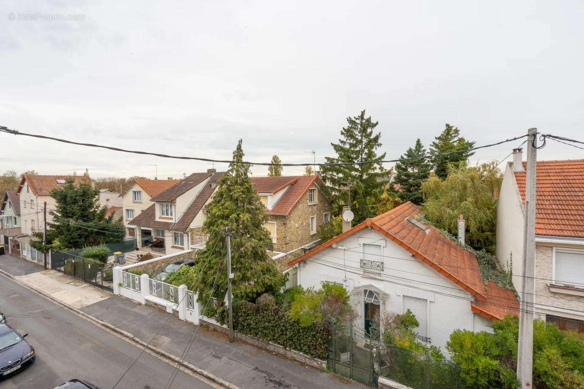Appartement à LE BLANC-MESNIL