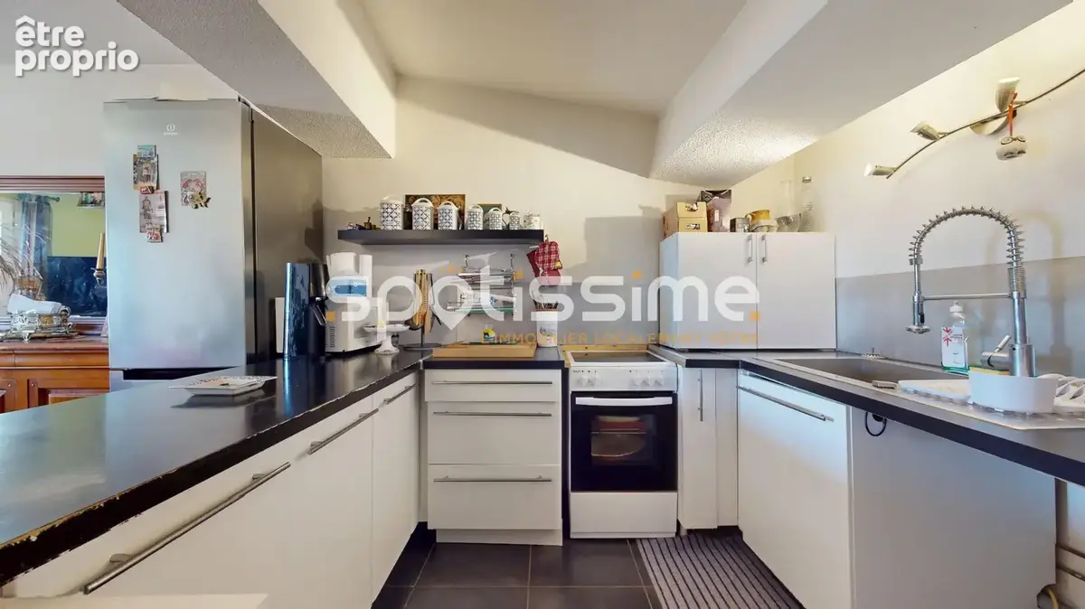 Agde  appartement t3 de 61 m² avec terrasse ensoleillée sans vis-à-vis - photo 4