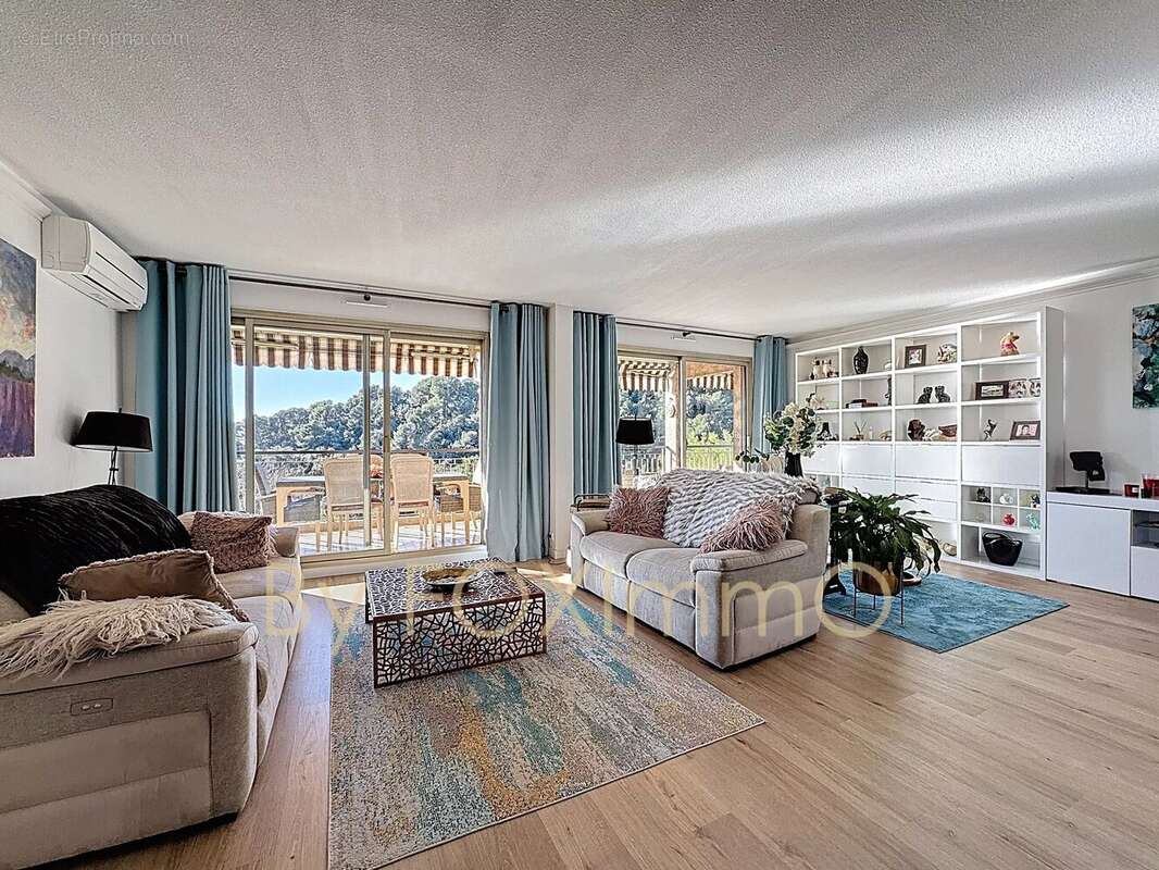 Appartement à VENCE