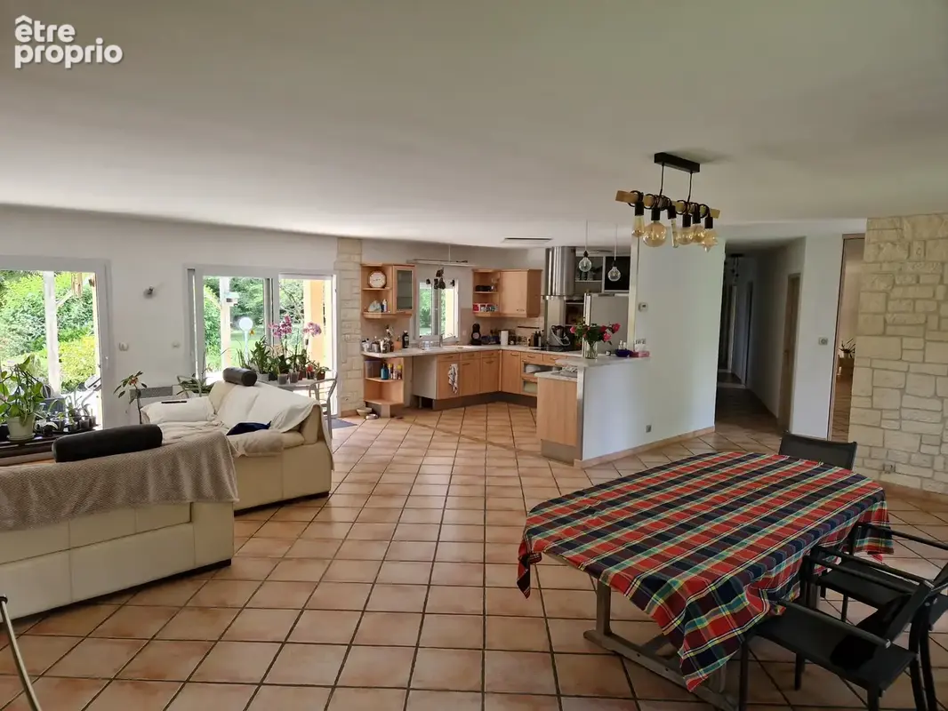 BAISSE DE PRIX   Maison plain-pied 146 M2   4 CHAMBRES   PISCINE   6 285 M2 de terrain - photo 15
