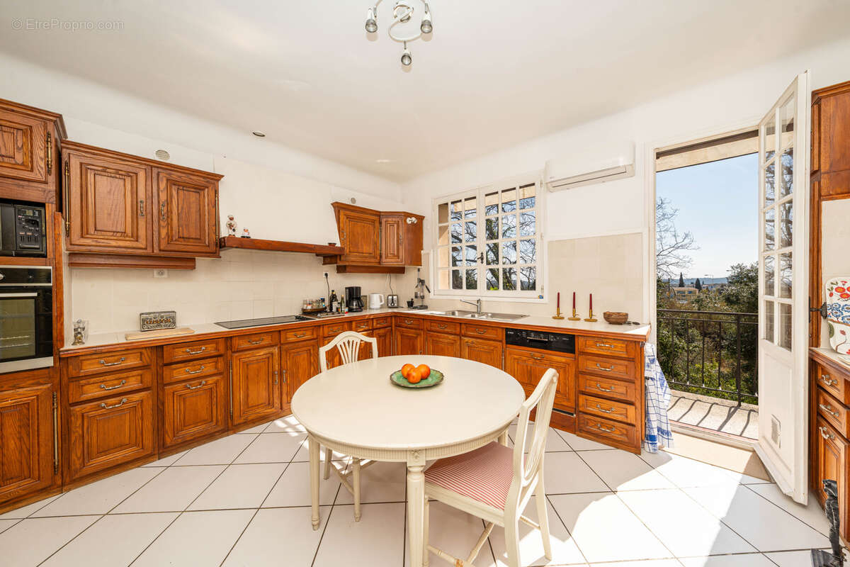 Maison à LA COLLE-SUR-LOUP