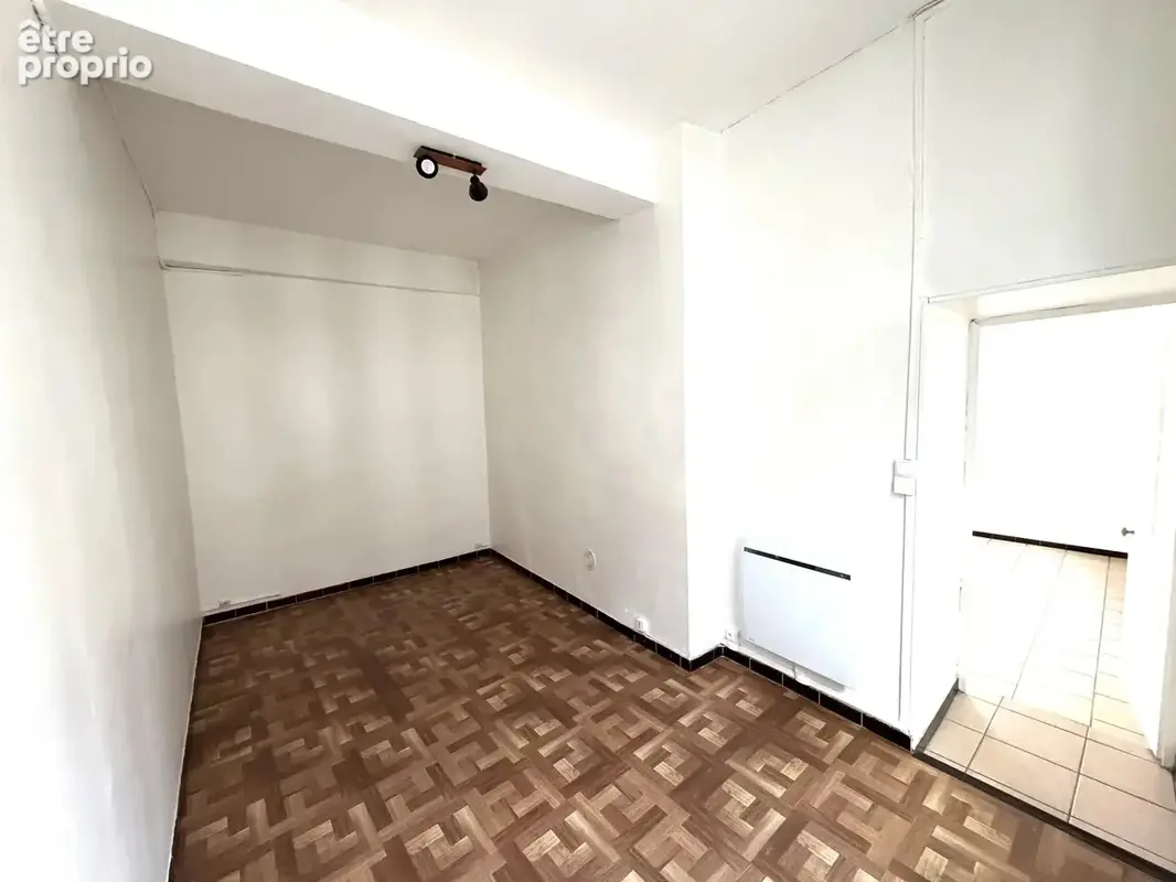 AUXERRE CENTRE-VILLE - Appartement F3 avec cave - photo 3