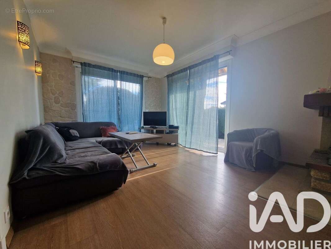 Photo 2 - Maison à BORDES