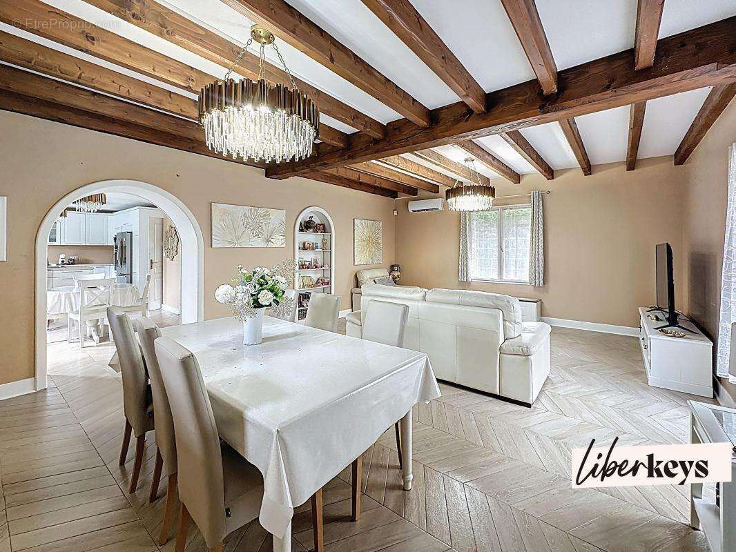 Maison à SAINT-AULAYE