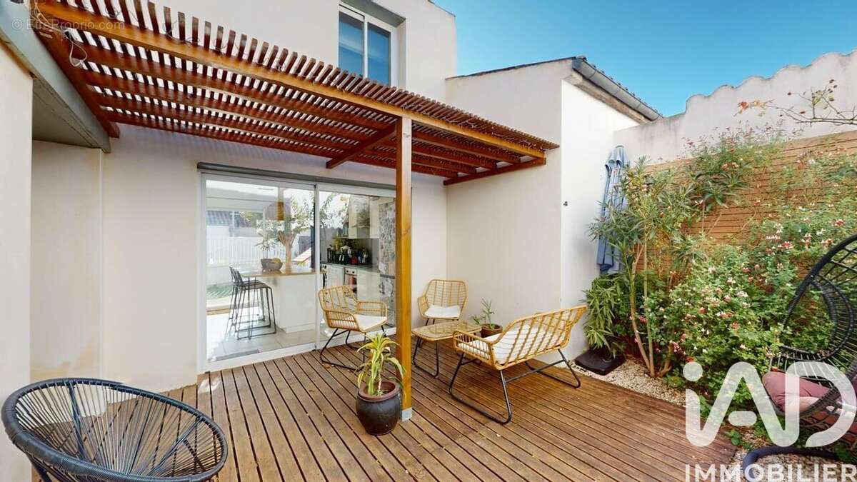 Photo 2 - Maison à SAINTE-SOULLE