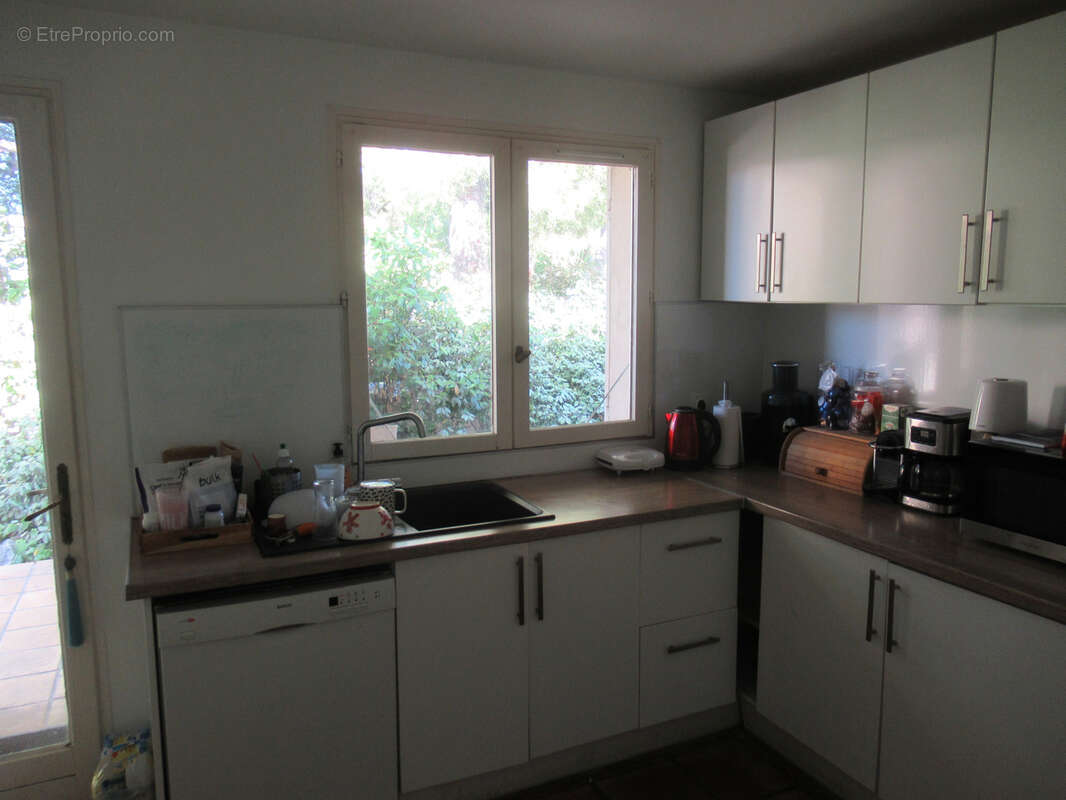 Maison en traditionnel  a vendre t4 avec piscine grand terrain - photo 5