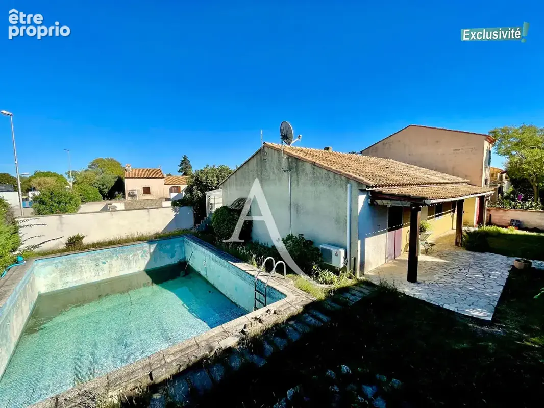 Exclusivité - pérols - maison - plain-pied - piscine et jardin -  terrain d'angle de 450 m² environ - travaux à prévoir. - photo 1