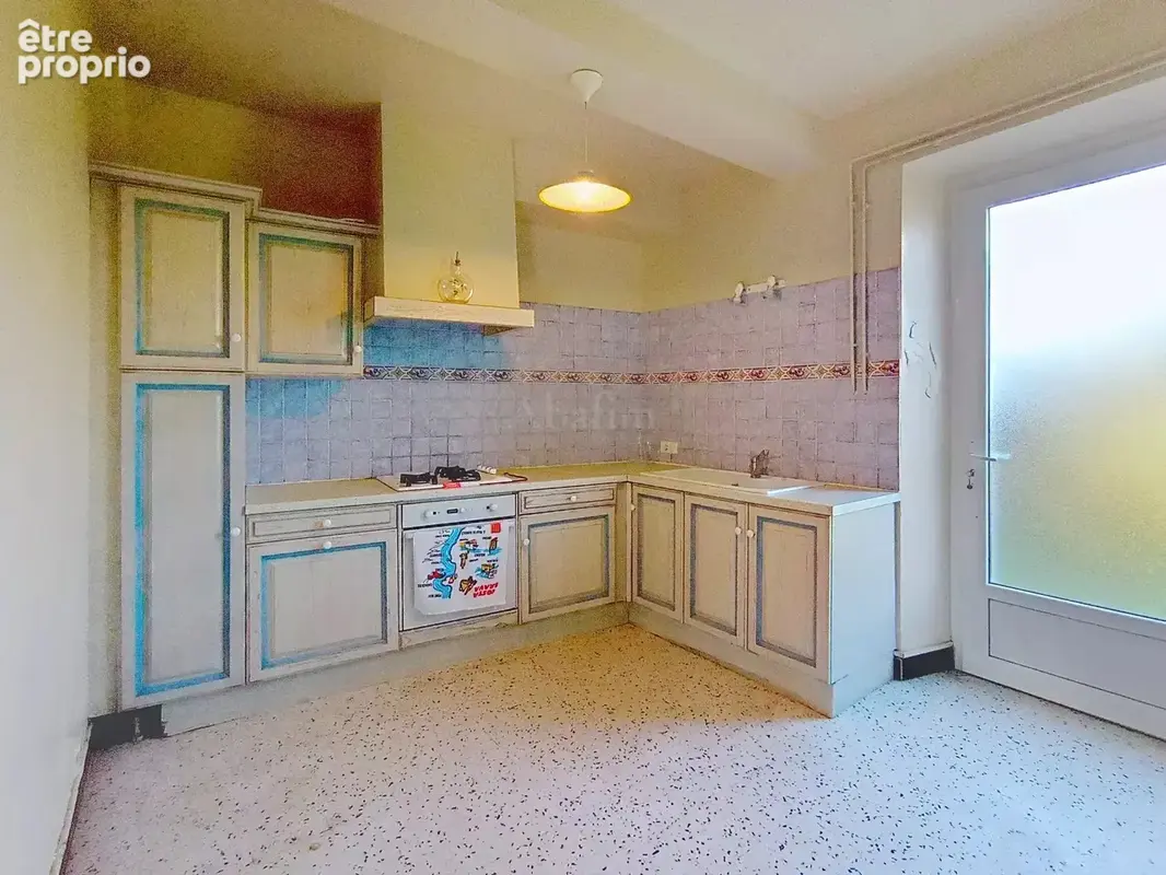 Grande maison avec garage - photo 3