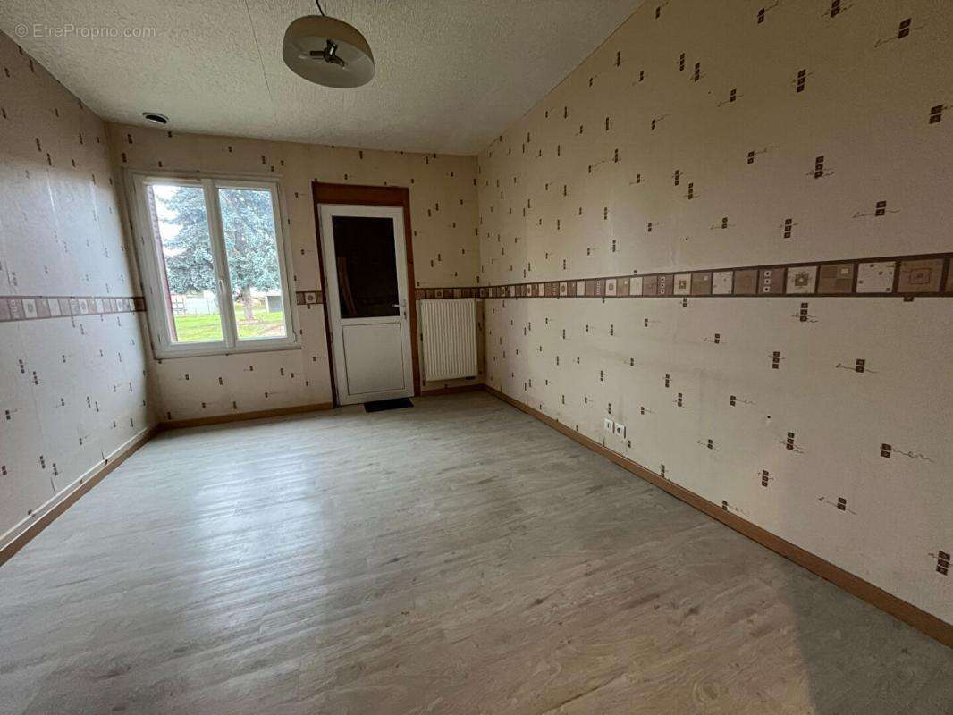 Maison à SERIFONTAINE