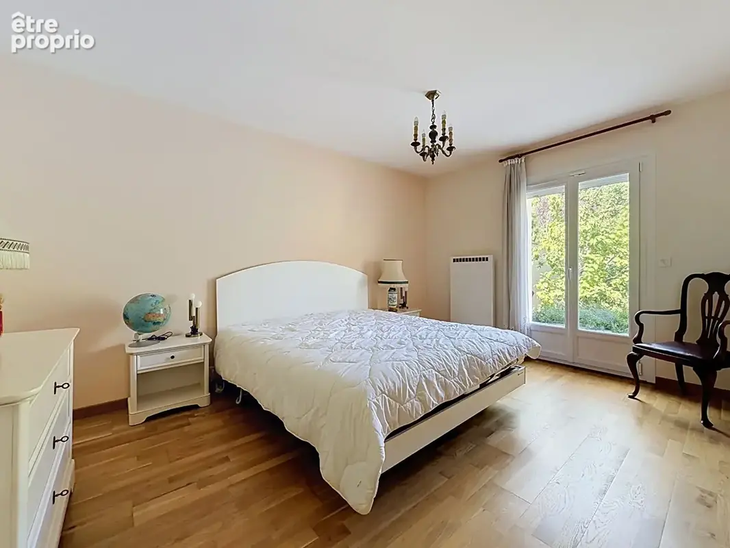 Maison 6 pièces 148 m² à vendre à Maurepas (78310) - photo 9