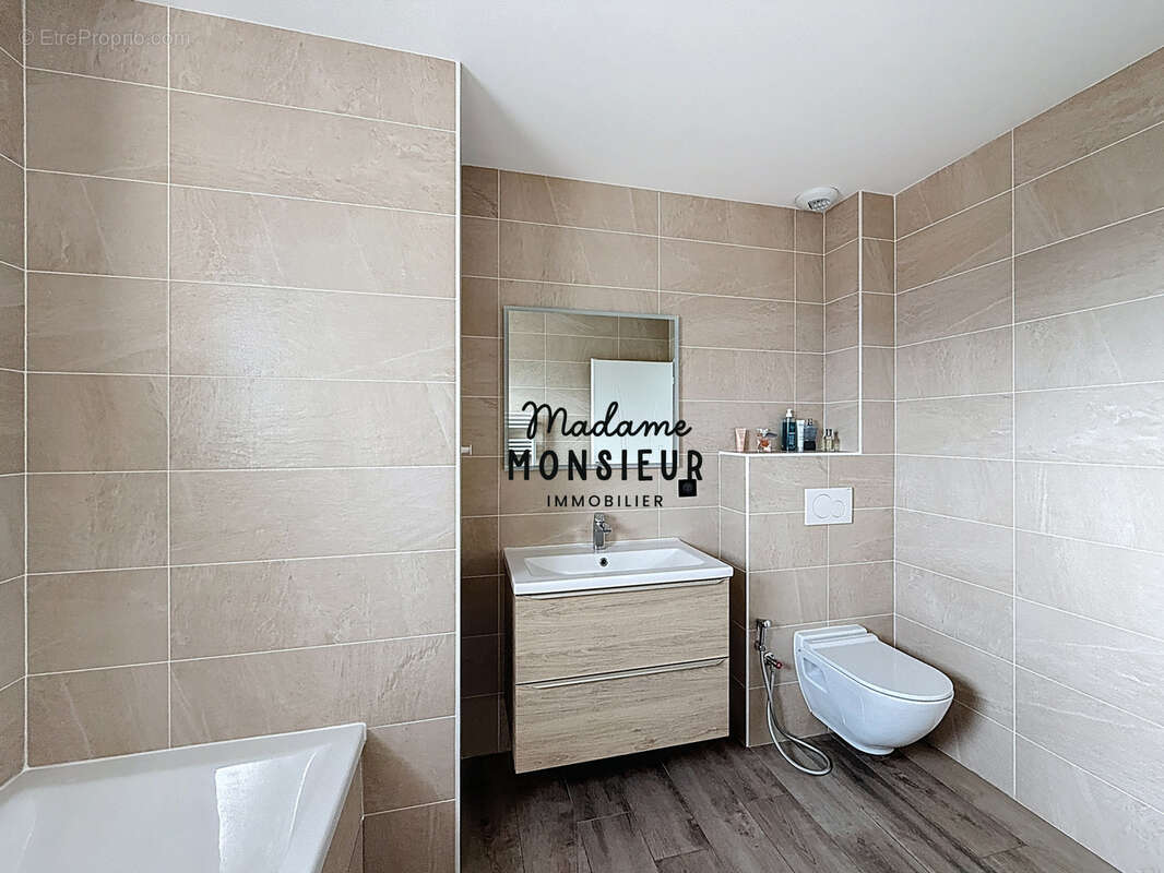 Maison à BOURGOIN-JALLIEU