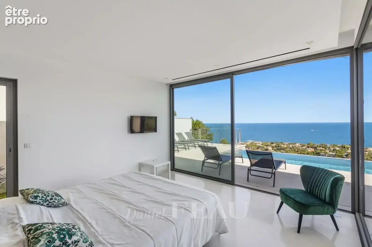 Les Issambres - Maison avec vue mer exceptionnelle - photo 11