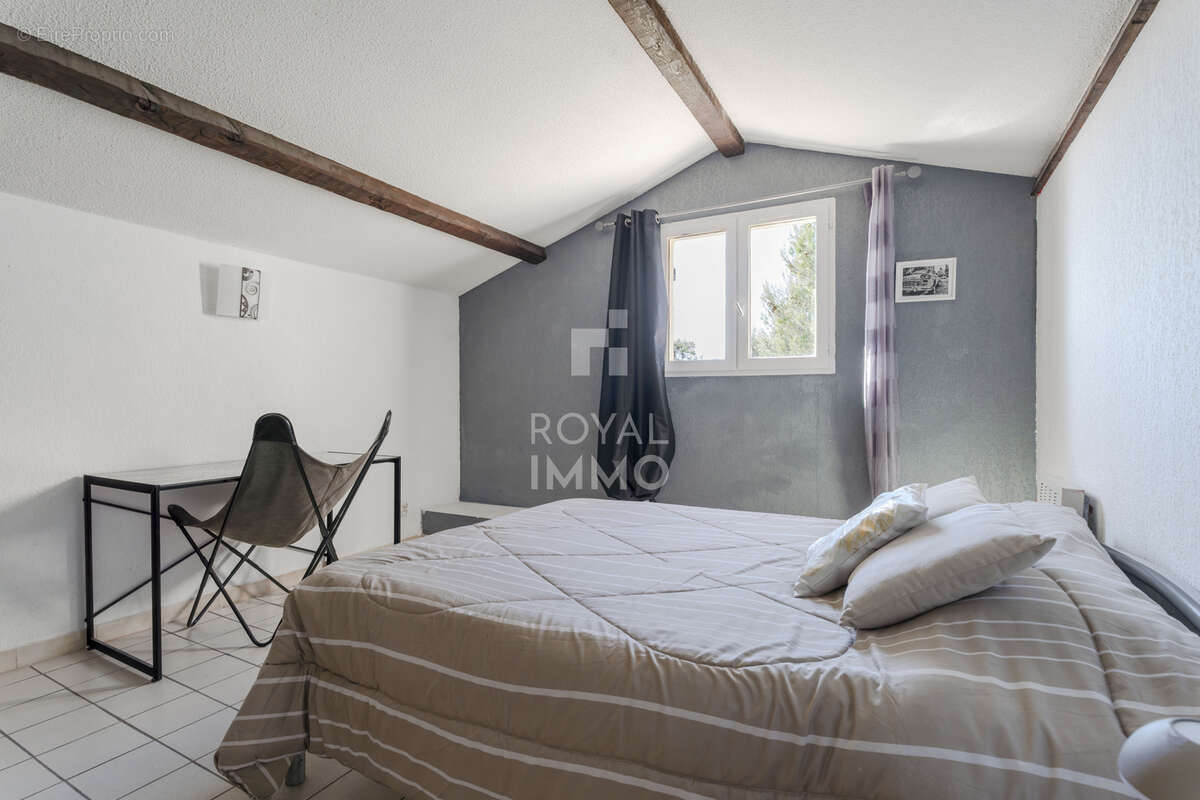 Appartement à CARQUEIRANNE