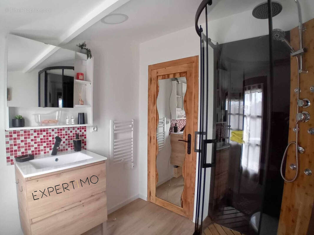 Maison à NIEUIL-L&#039;ESPOIR