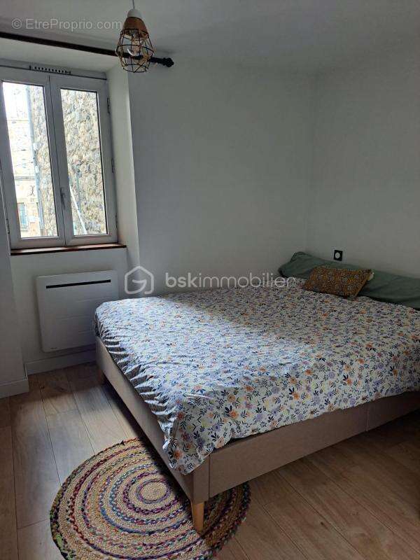 Appartement à UCEL