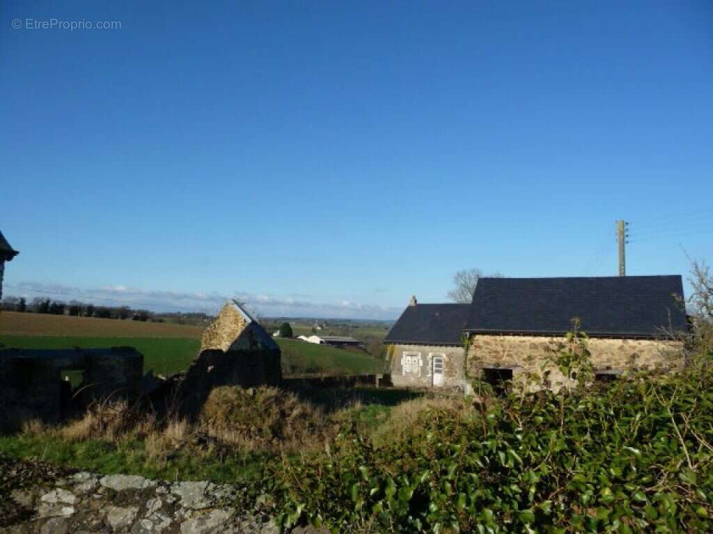 Maison à SAINT-GERMAIN-DE-COULAMER