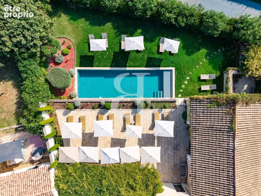 Maison 20 pièces 620 m² à vendre à Oppede (84580) - photo 2