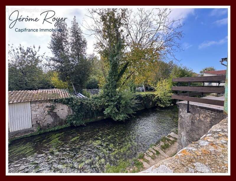 Maison à LA MOTHE-SAINT-HERAY