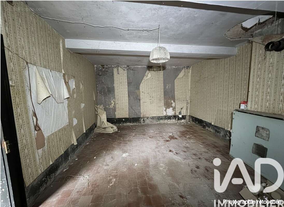Maison 35 m² à Neuville-Lez-Beaulieu  - photo 2