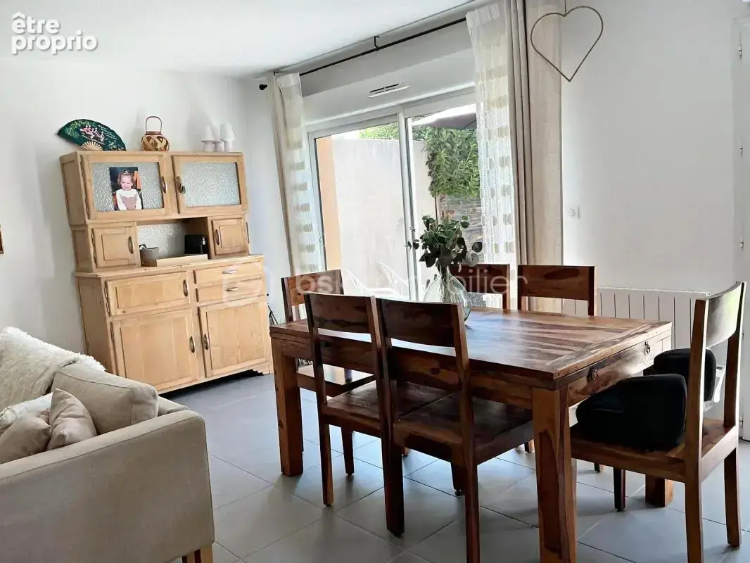 LA FARE-LES-OLIVIERS – Maison T3 avec jardin, garage & parking - photo 9