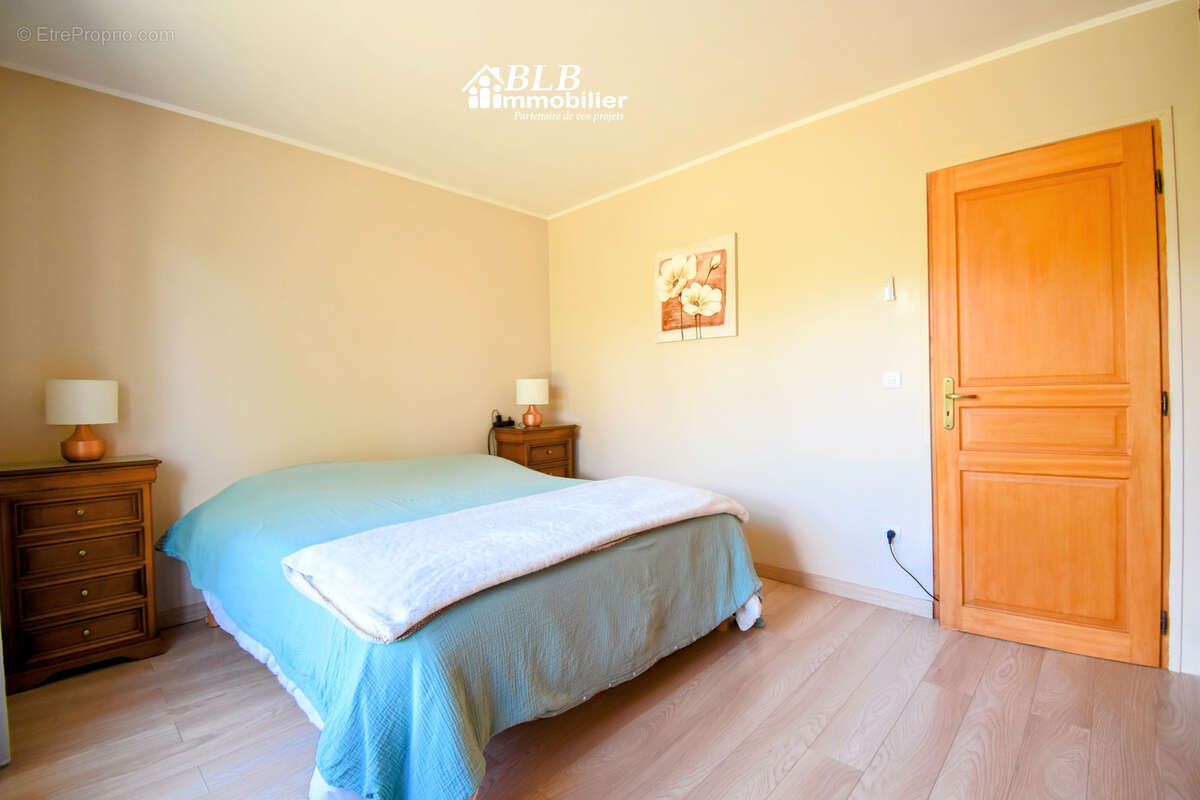 Maison à COIGNIERES