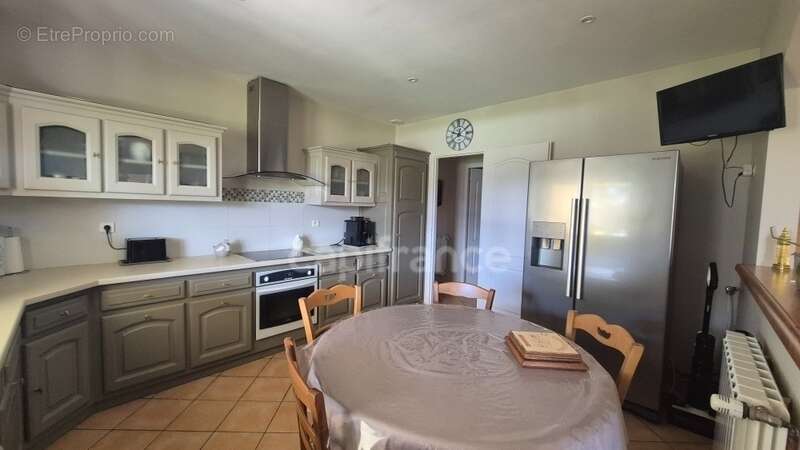 Maison à VILLENEUVE-DE-RIVIERE