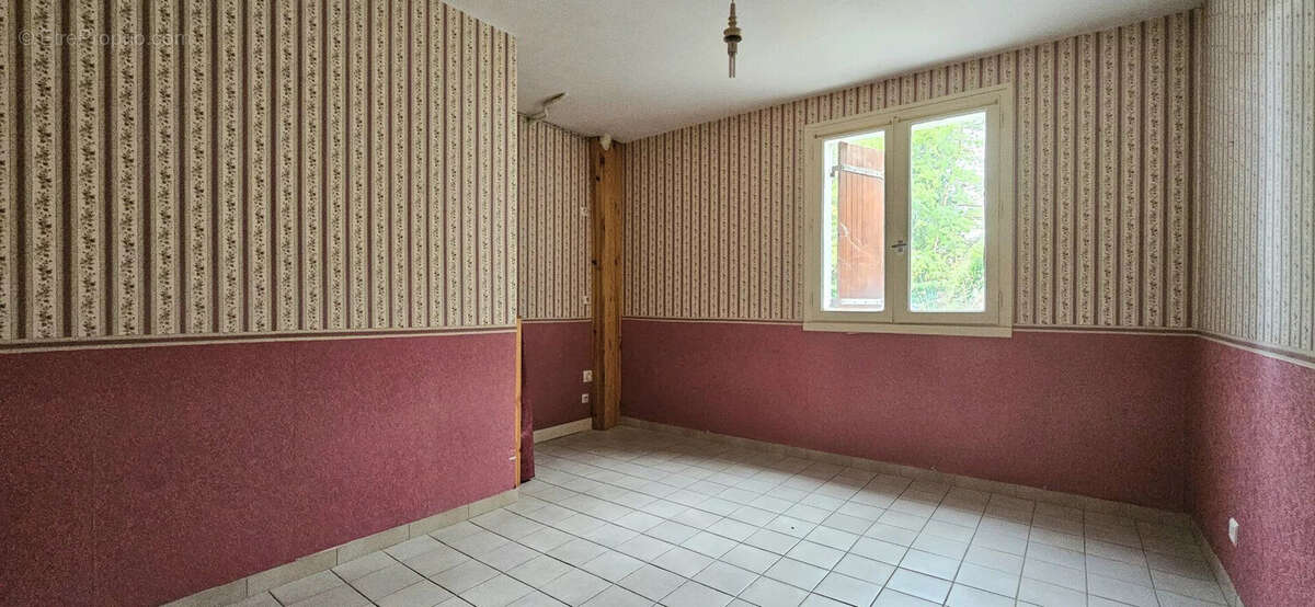 Maison 148 m² à Lembras  - photo 8
