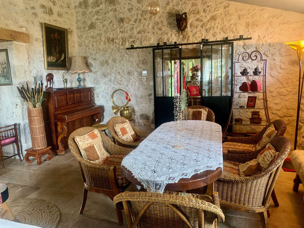 Maison à ESPIENS