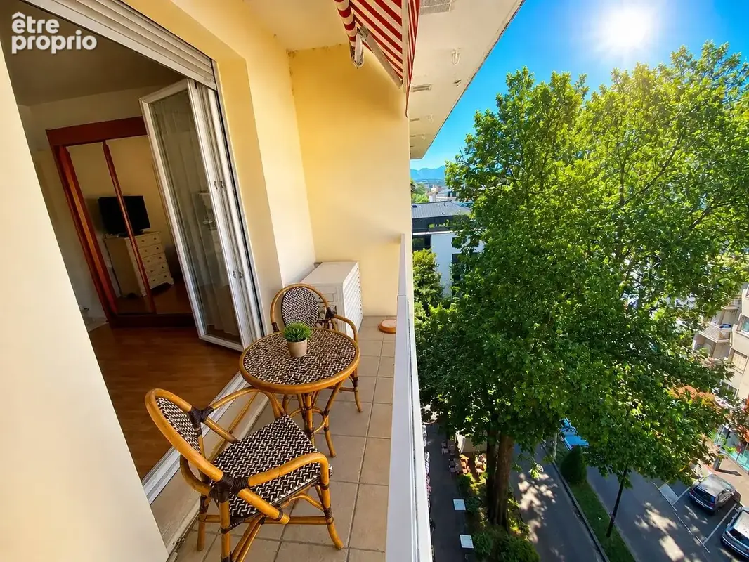 Appartement à AIX-LES-BAINS