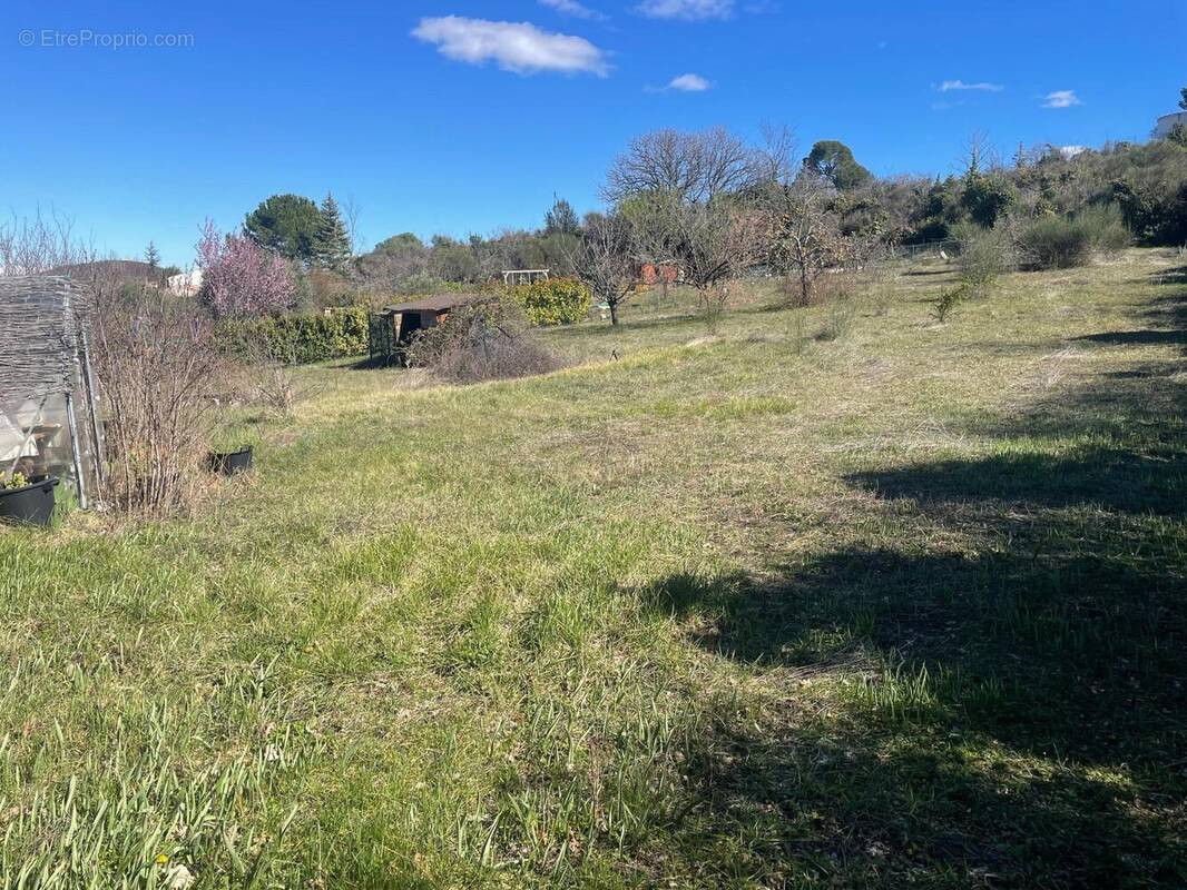 Photo 1 - Terrain à MANOSQUE