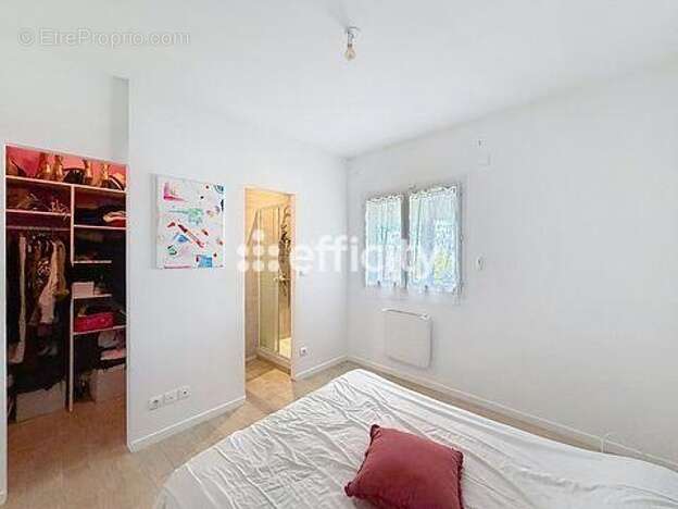 Maison 95 m² à Moras-En-Valloire  - photo 11