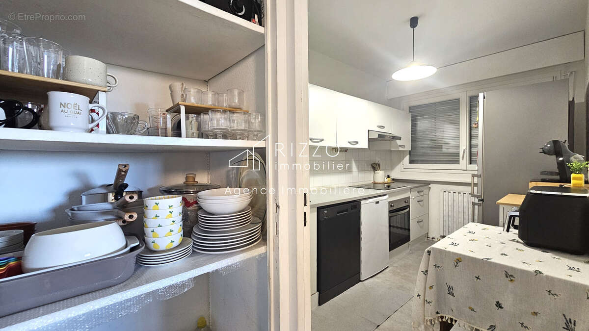 Ferney, T3 en attique 65,5 m2 avec parking et cave - photo 17