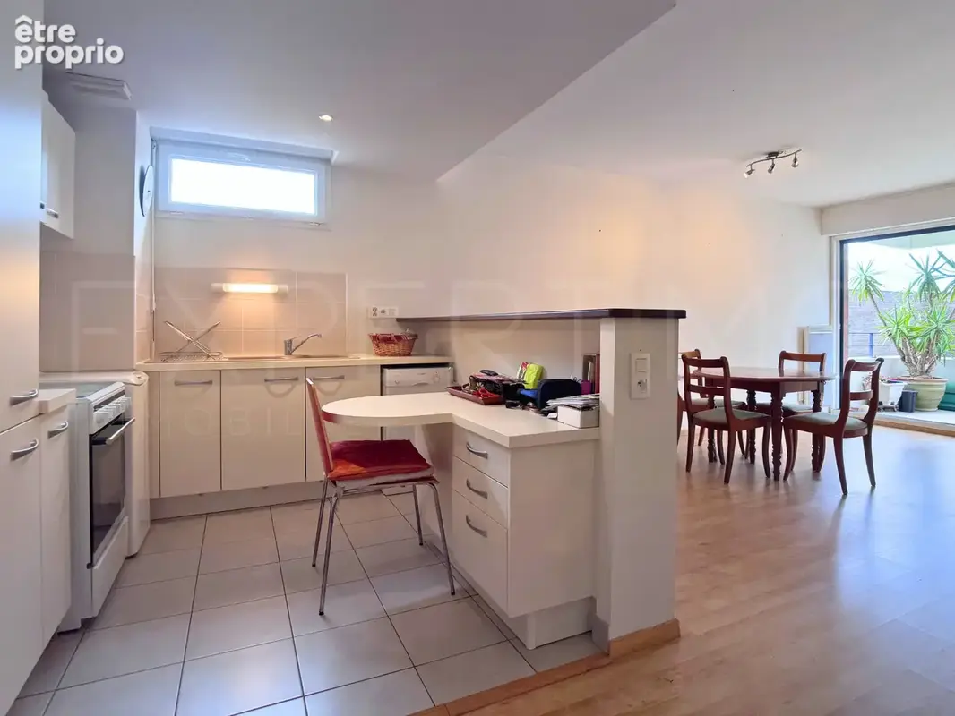 Appartement T5 à vendre à Chantepie   4 chambres, terrasse, garage fermé, parking et cave - photo 3