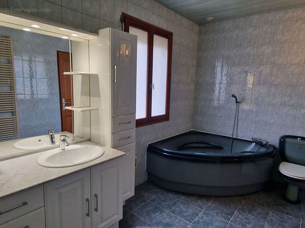 Maison à LIVRY-GARGAN