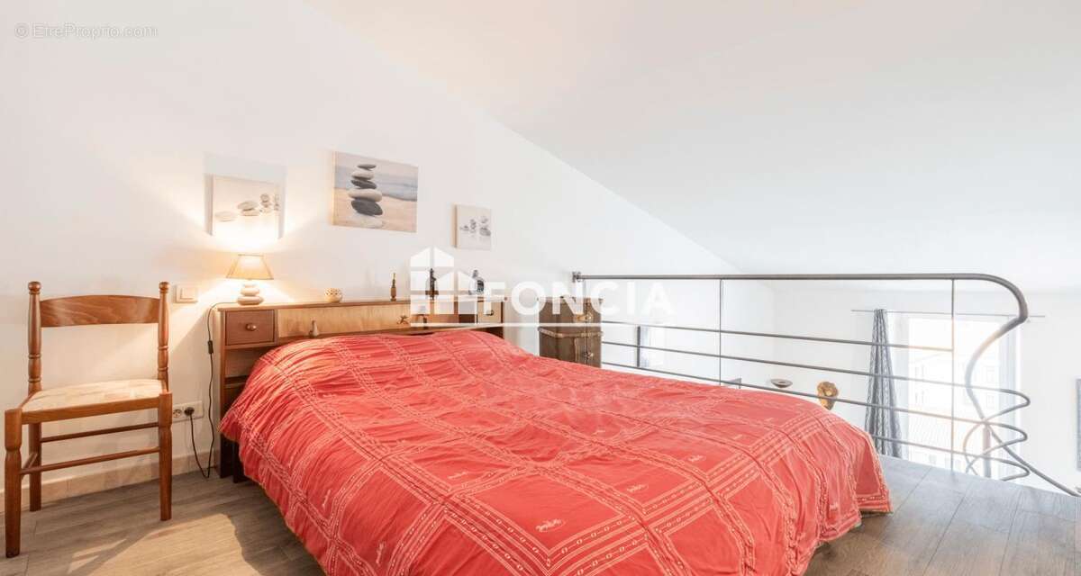 Appartement à MARSEILLE-7E