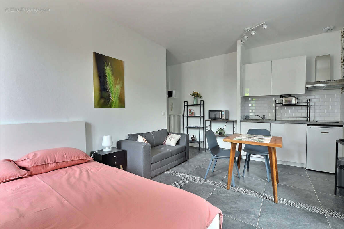 Local professionnel avec acquisition de l'immeuble de rapport  • 375 m2 • Rebberg de Riedisheim - photo 20