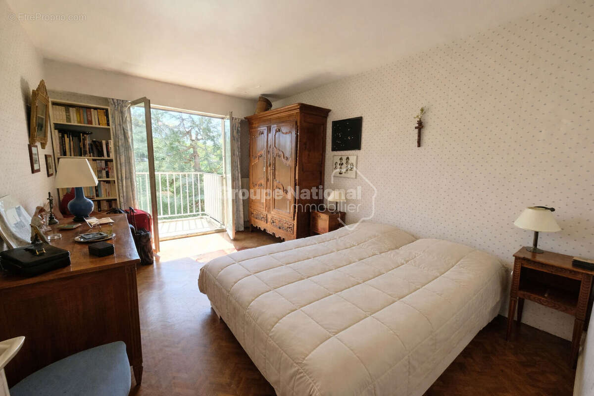 Appartement à VERSAILLES