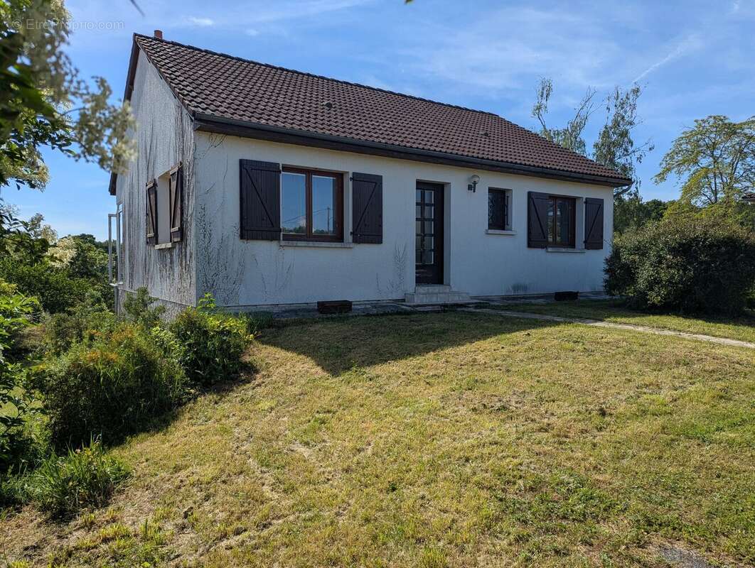 Maison à MONTMORILLON
