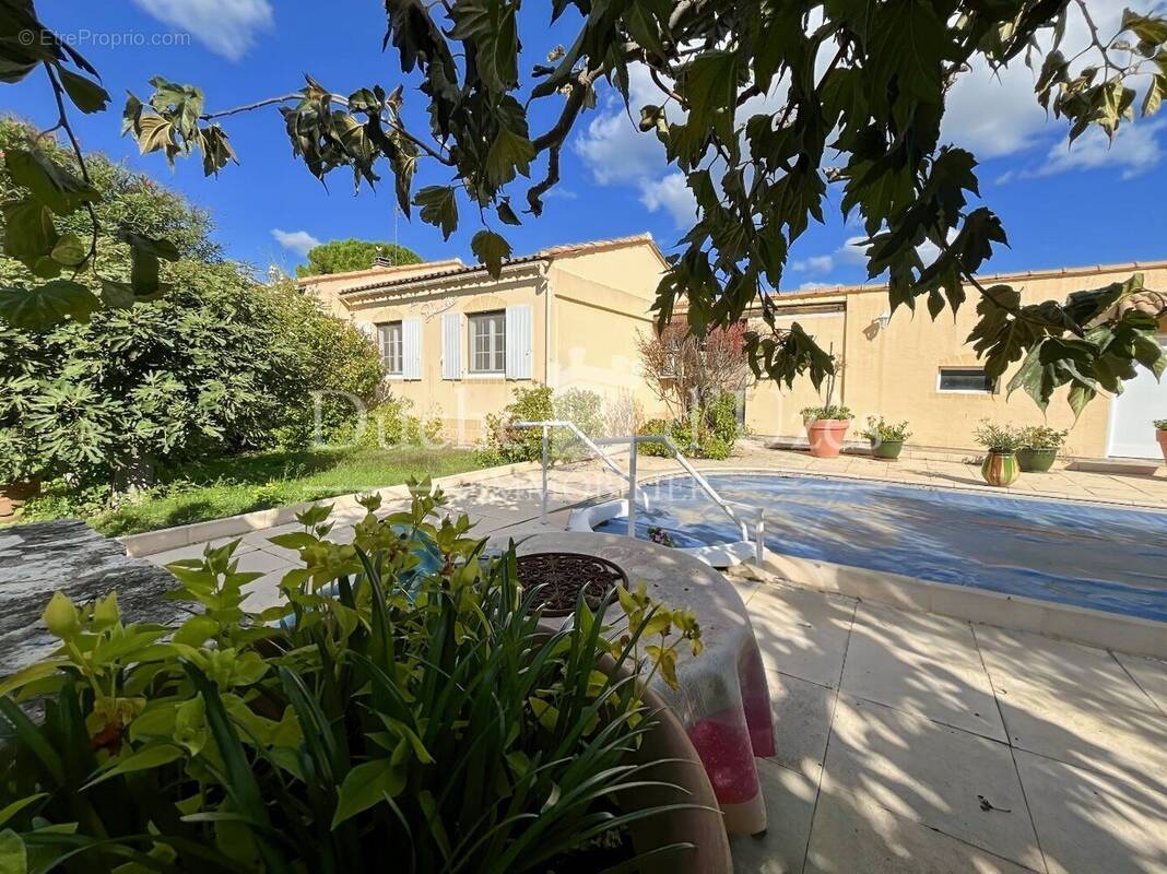 Photo 1 - Maison à UZES