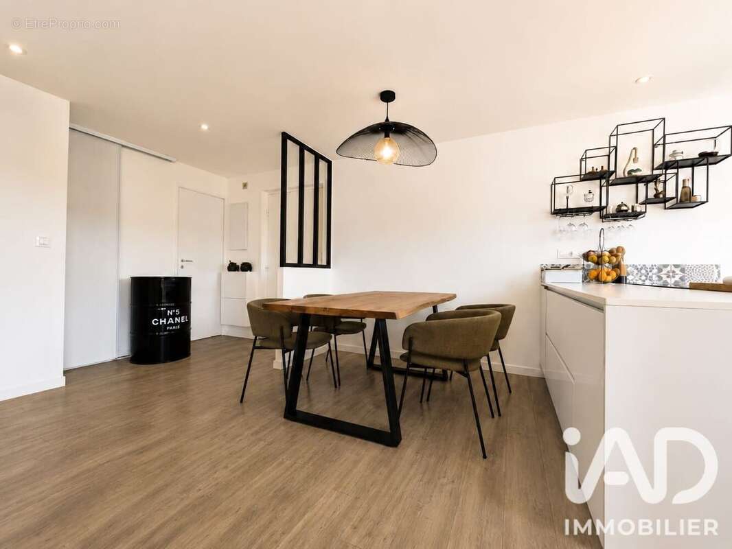 Appartement 64 m² à Saint-Laurent-Du-Var  - photo 4