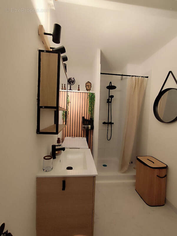 Appartement à VILLENEUVE-LOUBET