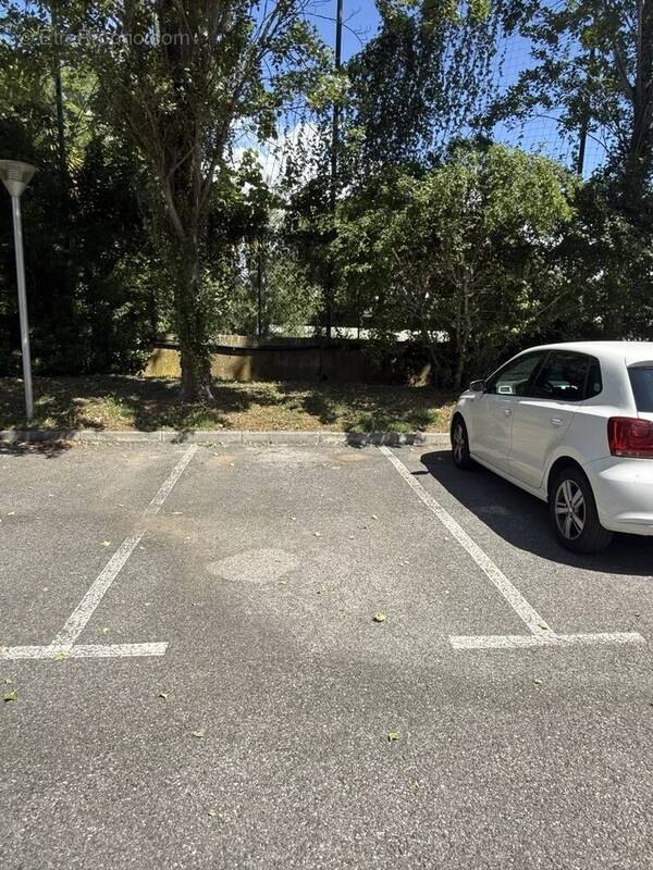 Parking à ANTIBES