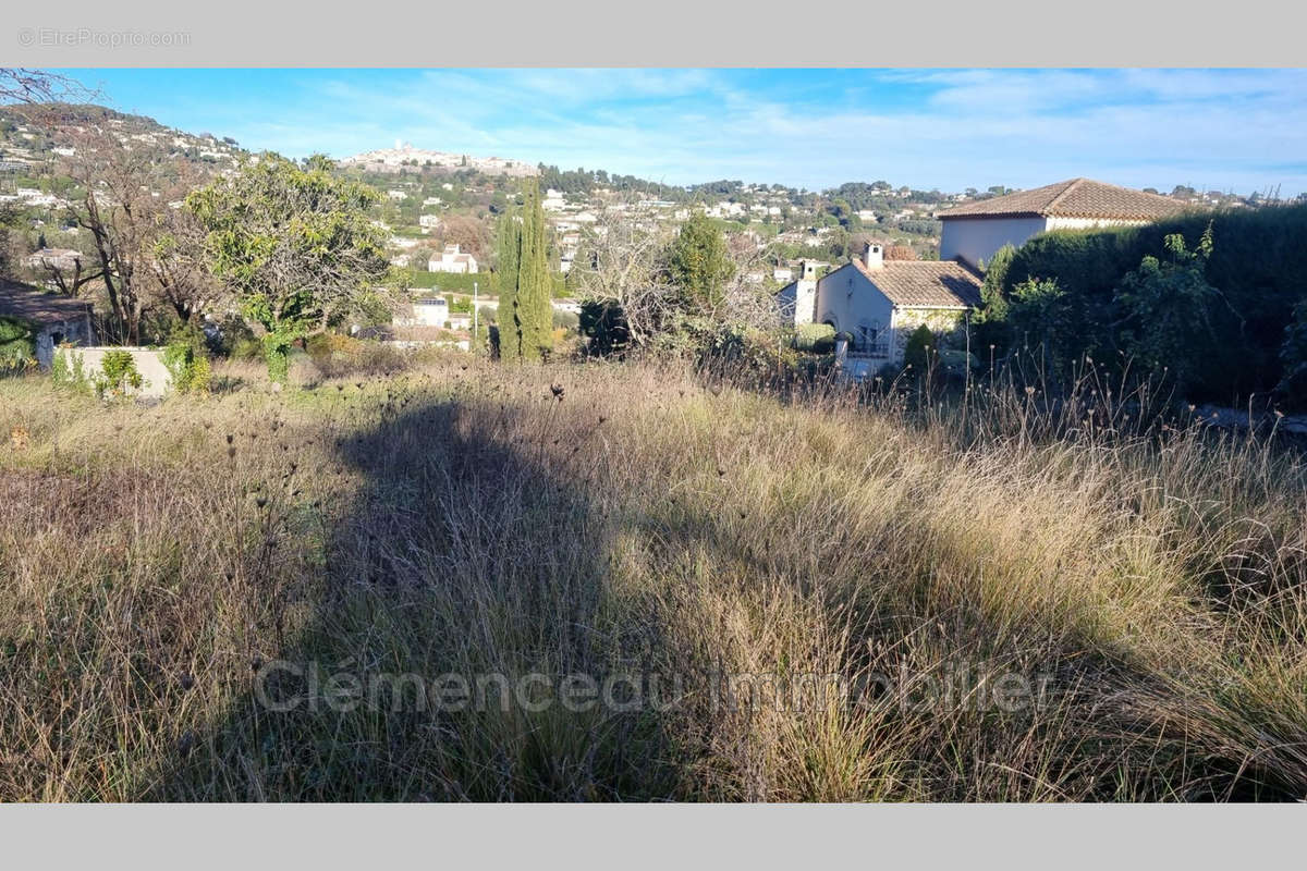 Terrain à LA COLLE-SUR-LOUP
