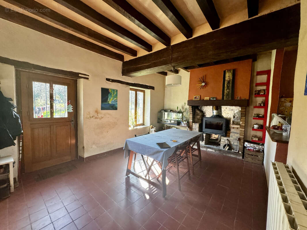 Maison à ROGNY-LES-SEPT-ECLUSES