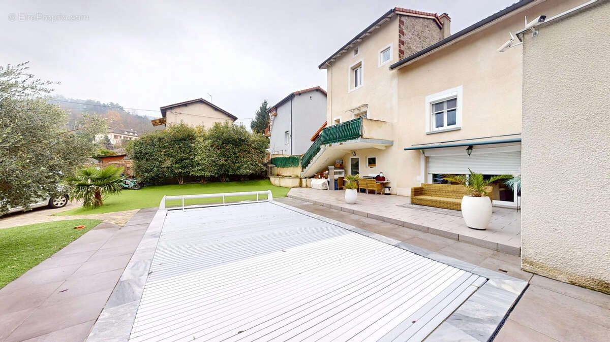 Maison à FIRMINY