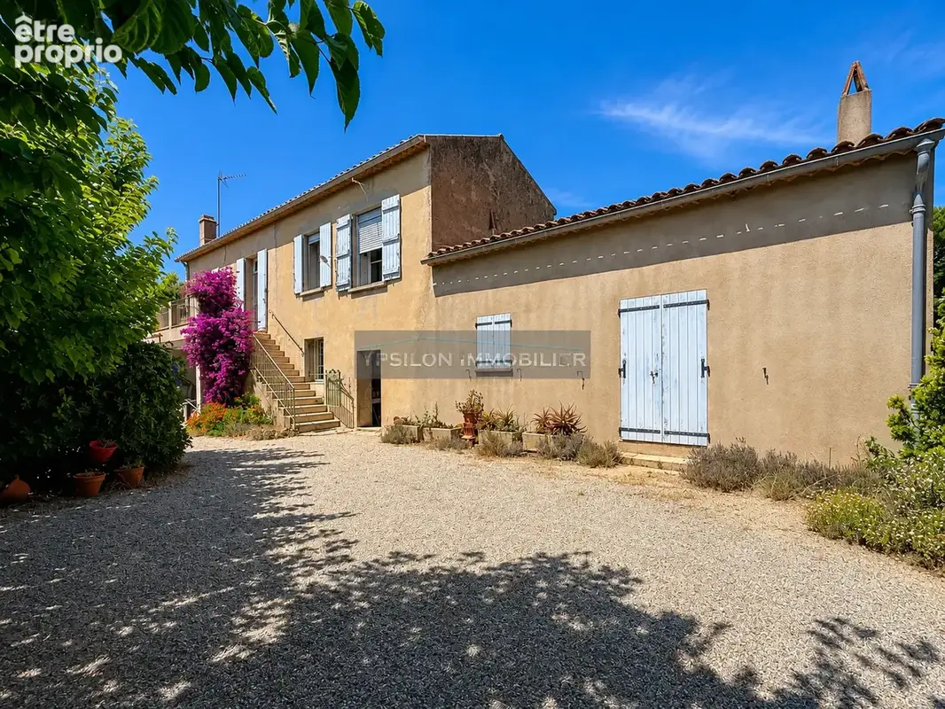Propriete de caractere au coeur des vignes - ramatuelle - photo 2